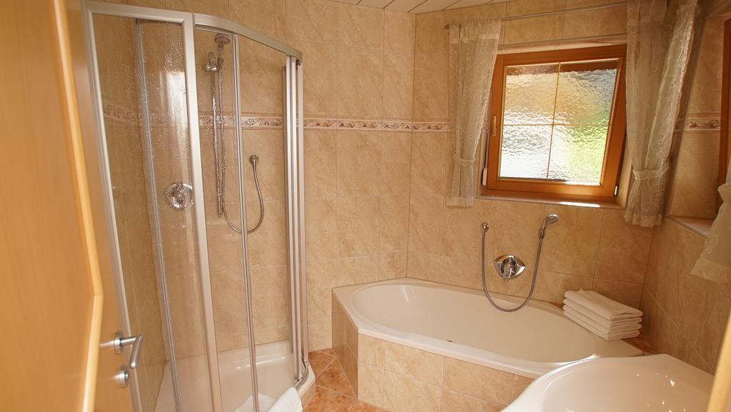 Haus Andrea Schiestl Villa Zell am Ziller Rum bild