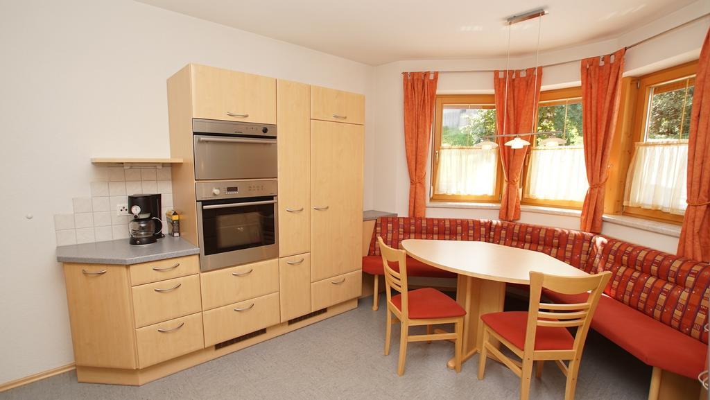 Haus Andrea Schiestl Villa Zell am Ziller Rum bild